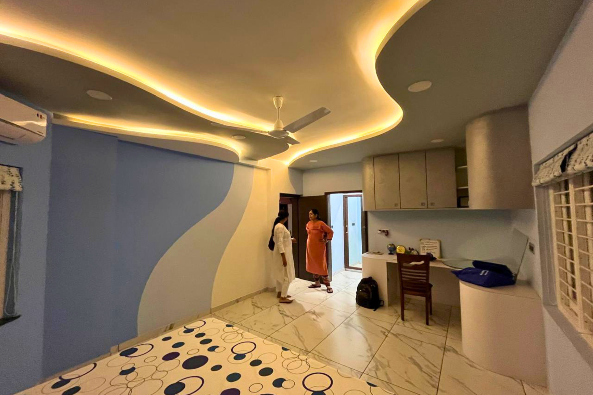 Curved wall bedroom design luxury 4BHK interior Ahmedabad